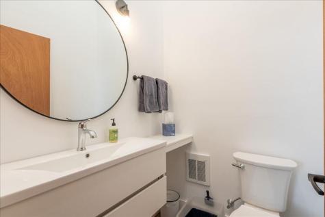 70 Pinkham Road Damariscotta ME 04543