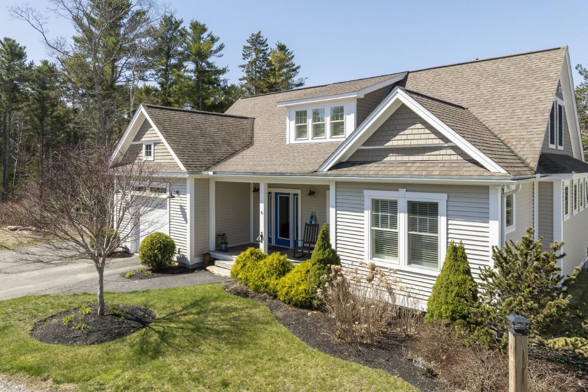 6 Captain's Way Southport ME 04576