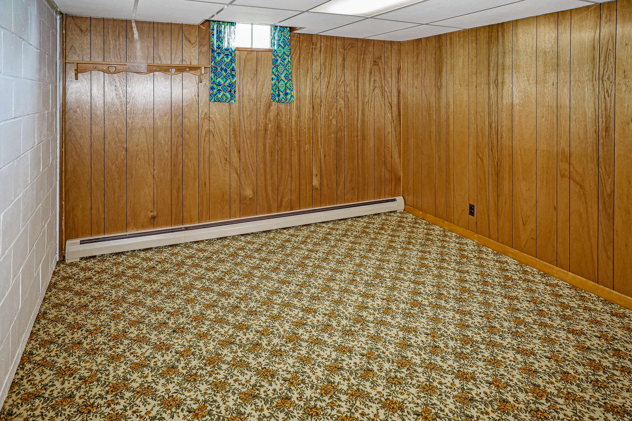 40 Coburn Avenue Dixfield ME 04224