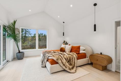 140 Longwoods Road Falmouth ME 04105