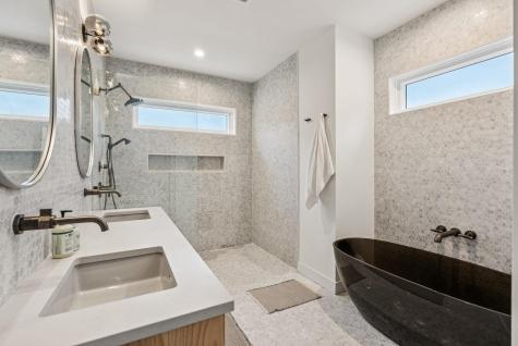 140 Longwoods Road Falmouth ME 04105