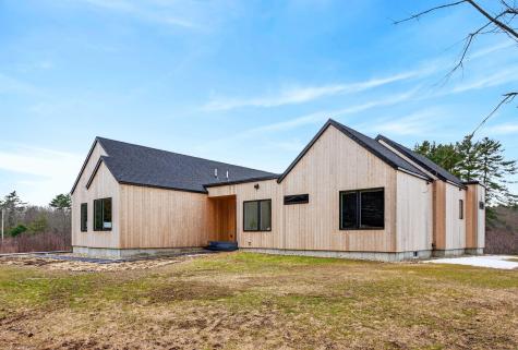 140 Longwoods Road Falmouth ME 04105