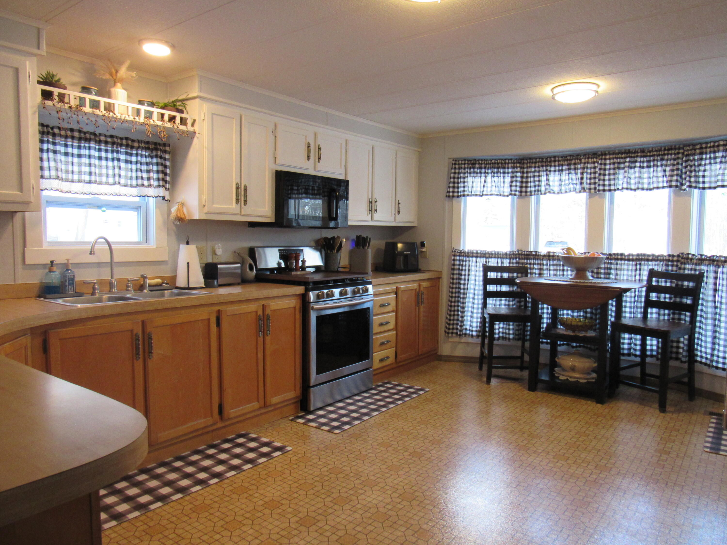 14 Pleasant Hill Road Limerick ME 04048