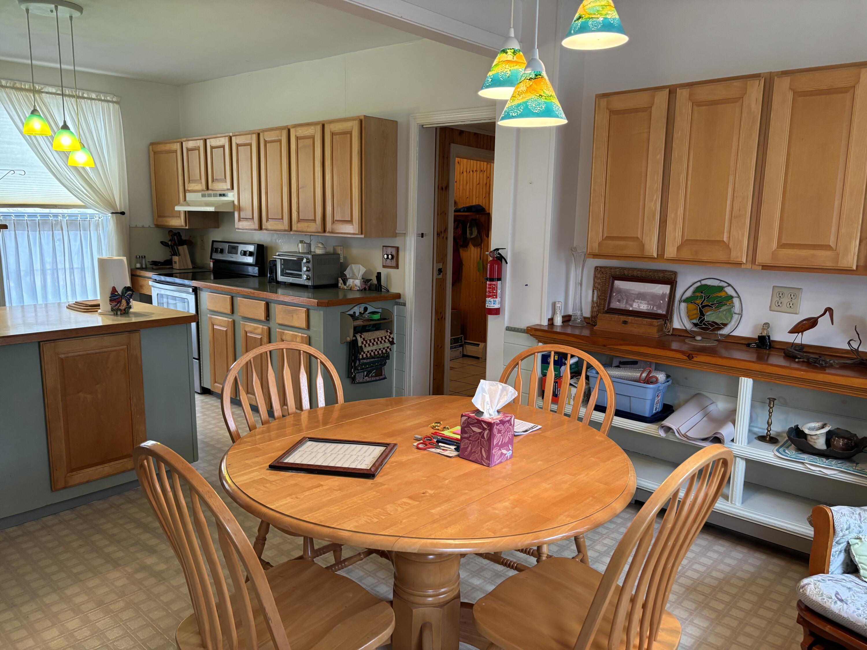 20 Westbrook Street South Thomaston ME 04858