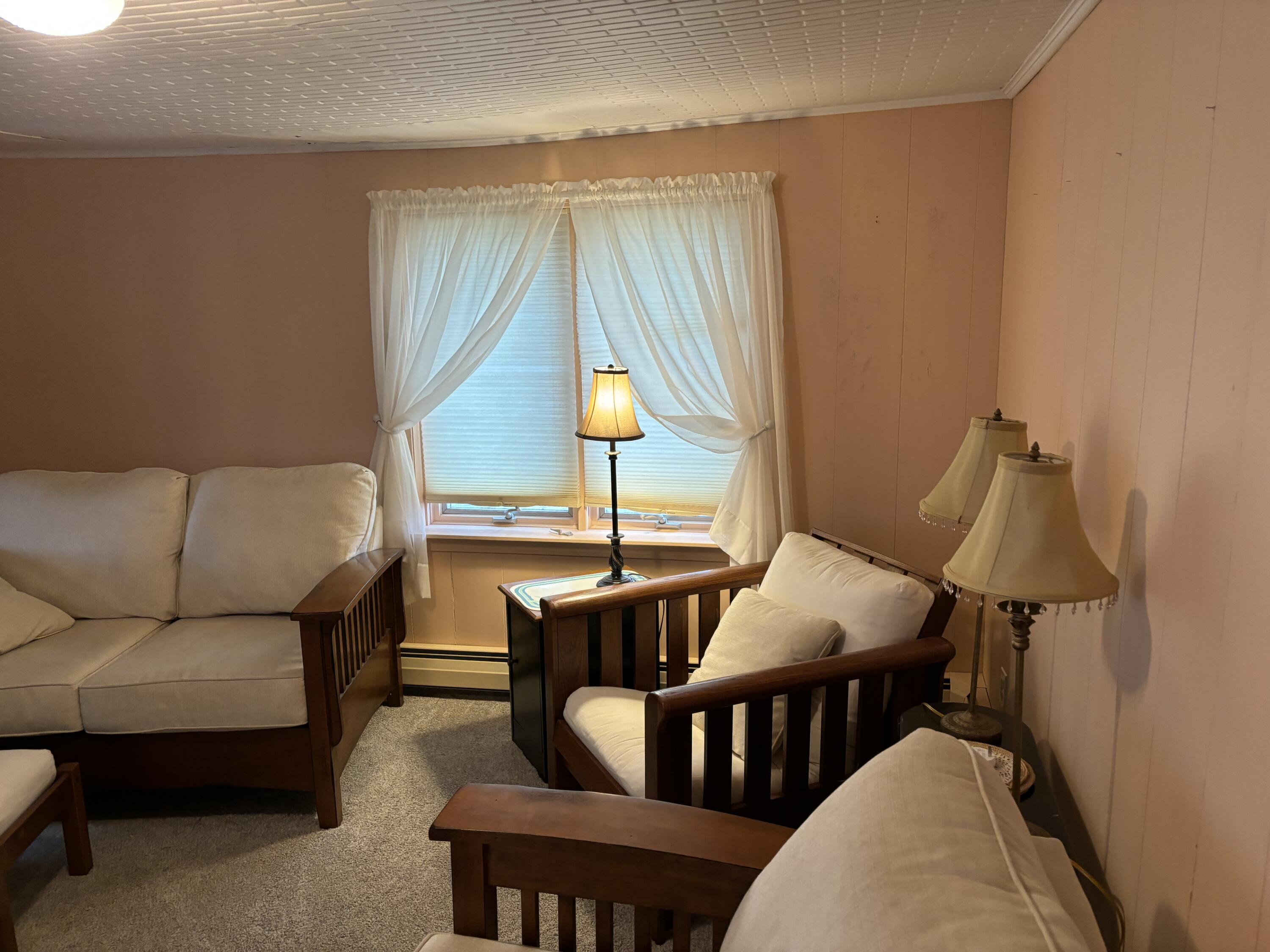 20 Westbrook Street South Thomaston ME 04858