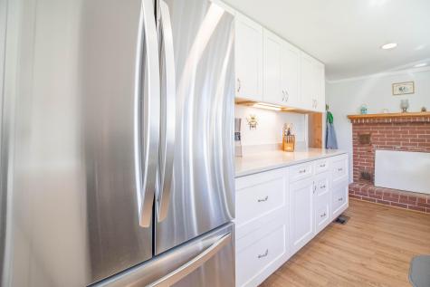 247 Commercial Street Hartland ME 04943