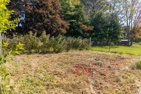 247 Commercial Street Hartland ME 04943