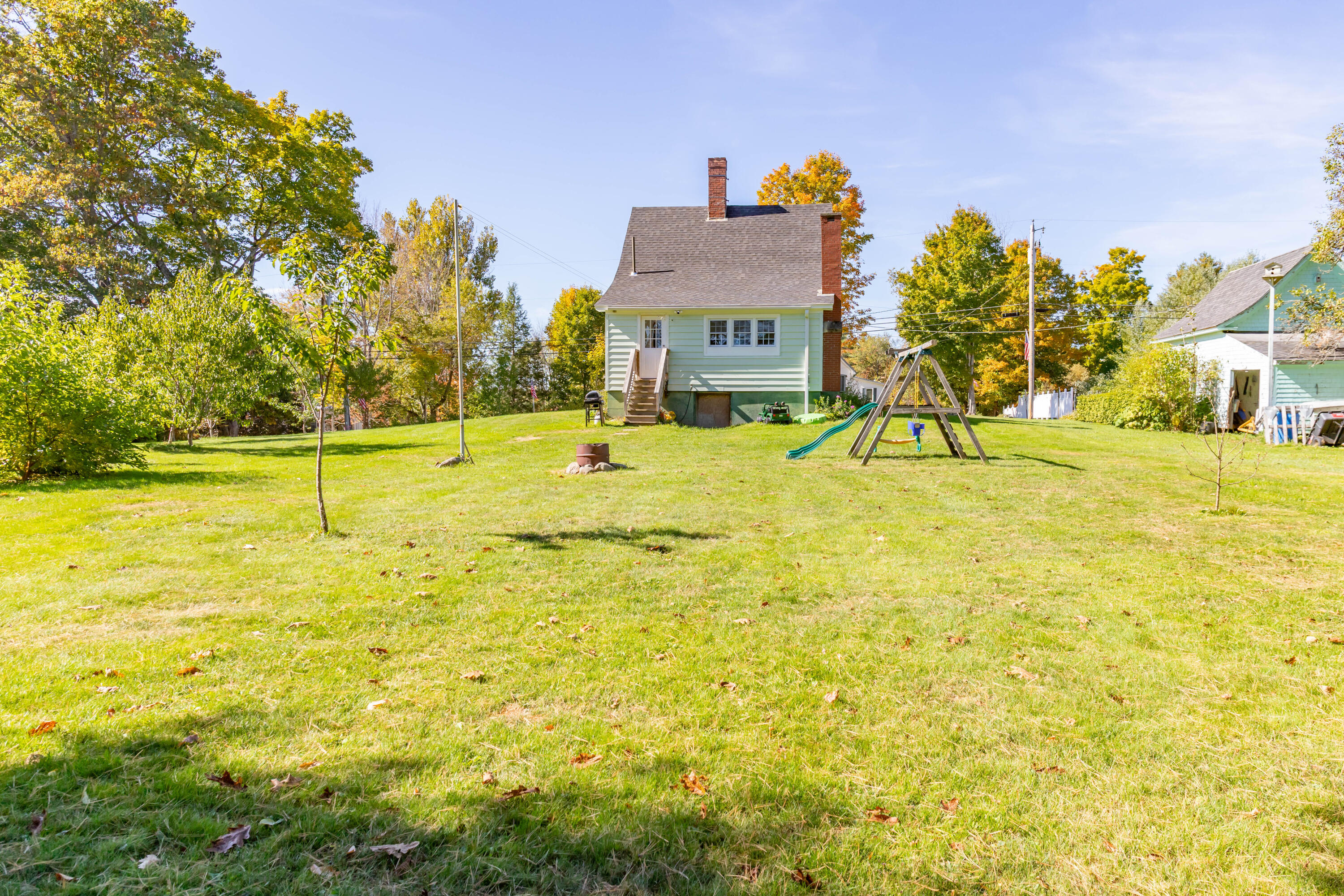 247 Commercial Street Hartland ME 04943