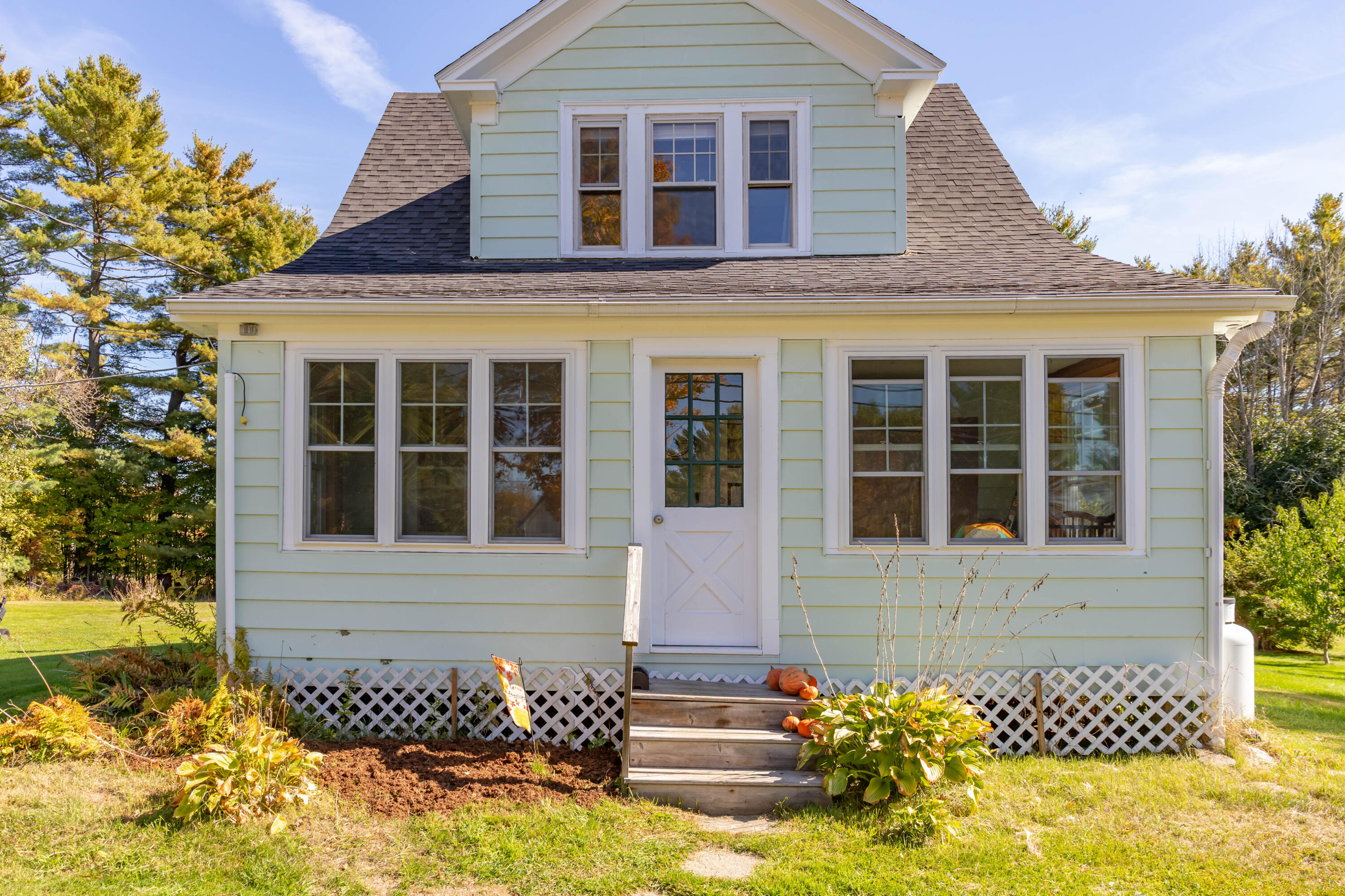 247 Commercial Street Hartland ME 04943