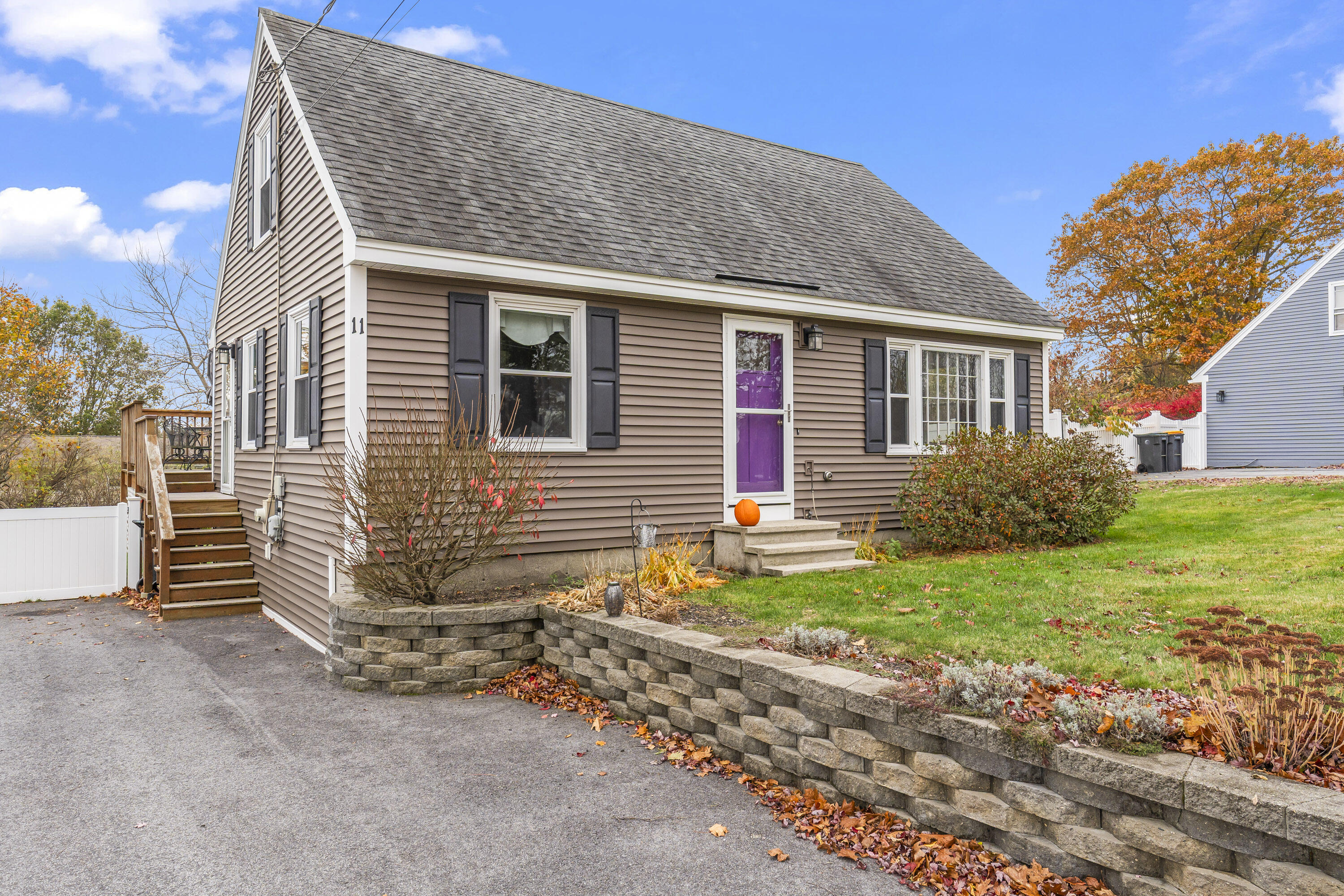 11 Phillip Street Scarborough ME 04074