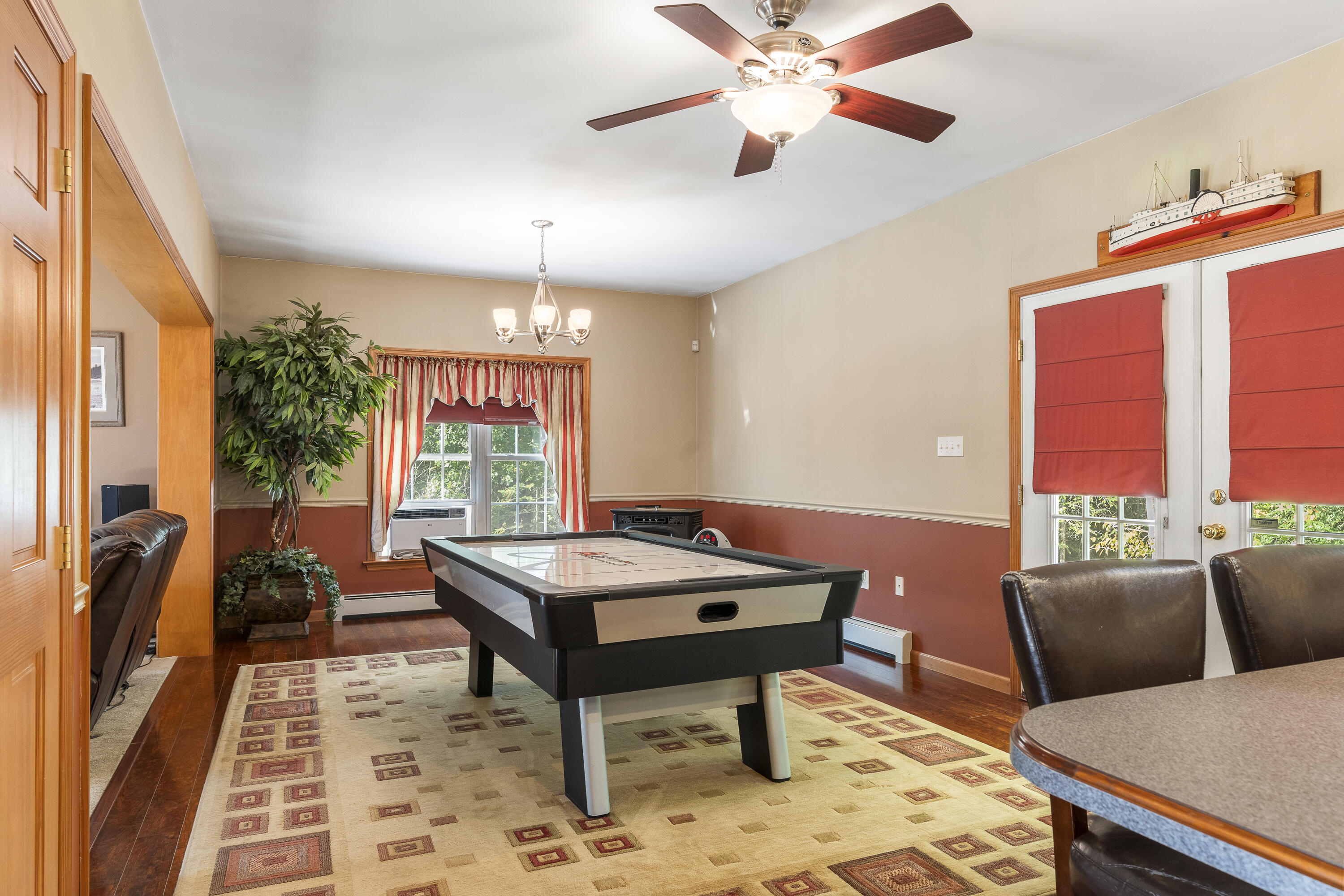 81 Lower Cross Road Nobleboro ME 04555