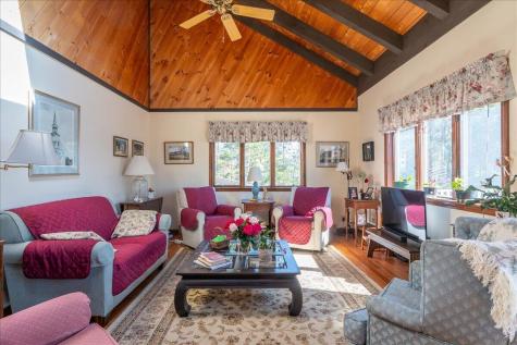 50 Woodledge Lane Thomaston ME 04861