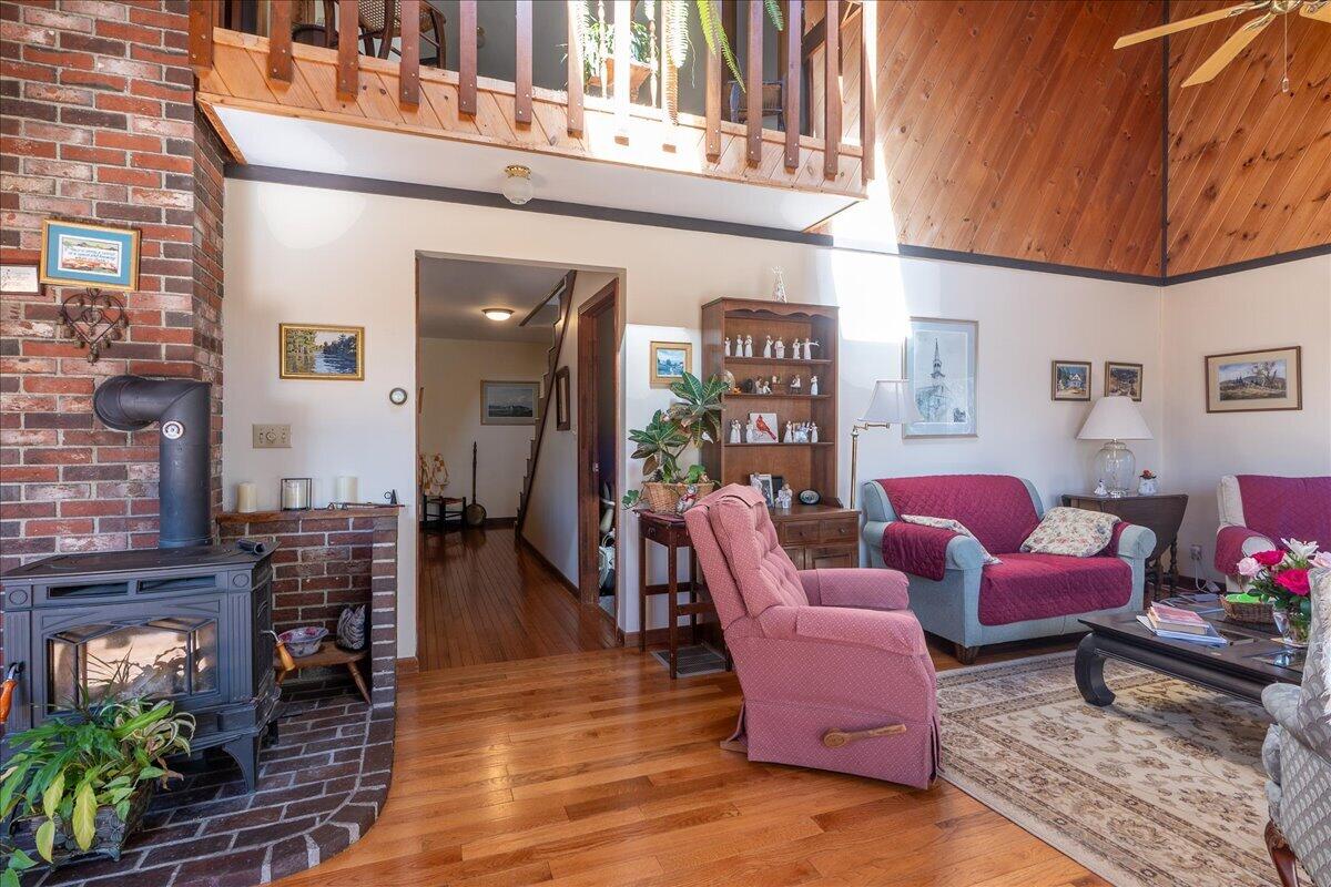 50 Woodledge Lane Thomaston ME 04861