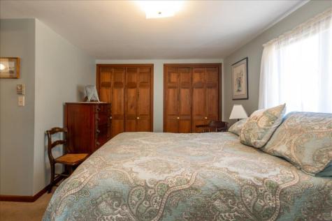 50 Woodledge Lane Thomaston ME 04861
