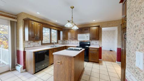 10 Novella Street Lewiston ME 04240