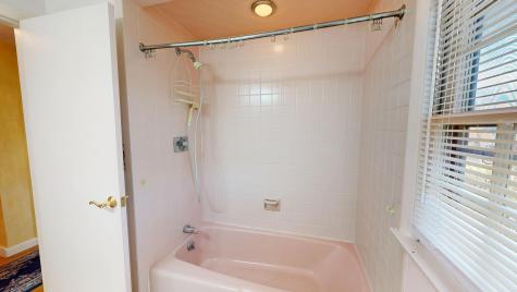 10 Novella Street Lewiston ME 04240