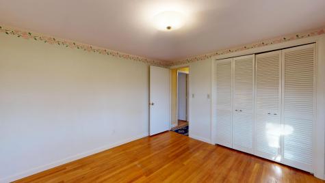 10 Novella Street Lewiston ME 04240