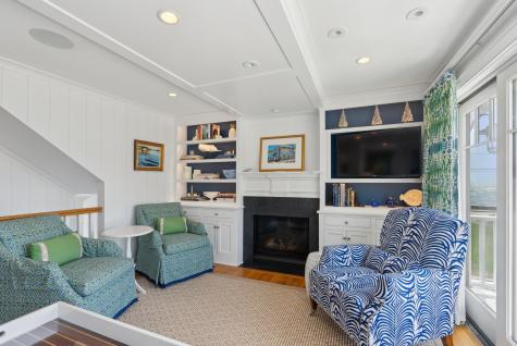1 Harris Lane Kennebunk ME 04043