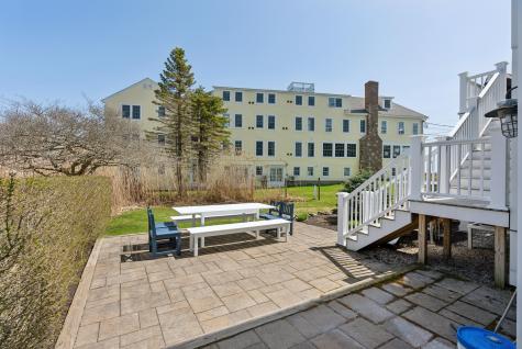 1 Harris Lane Kennebunk ME 04043