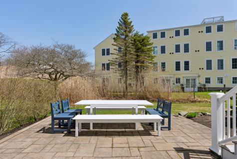 1 Harris Lane Kennebunk ME 04043