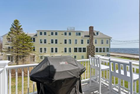 1 Harris Lane Kennebunk ME 04043