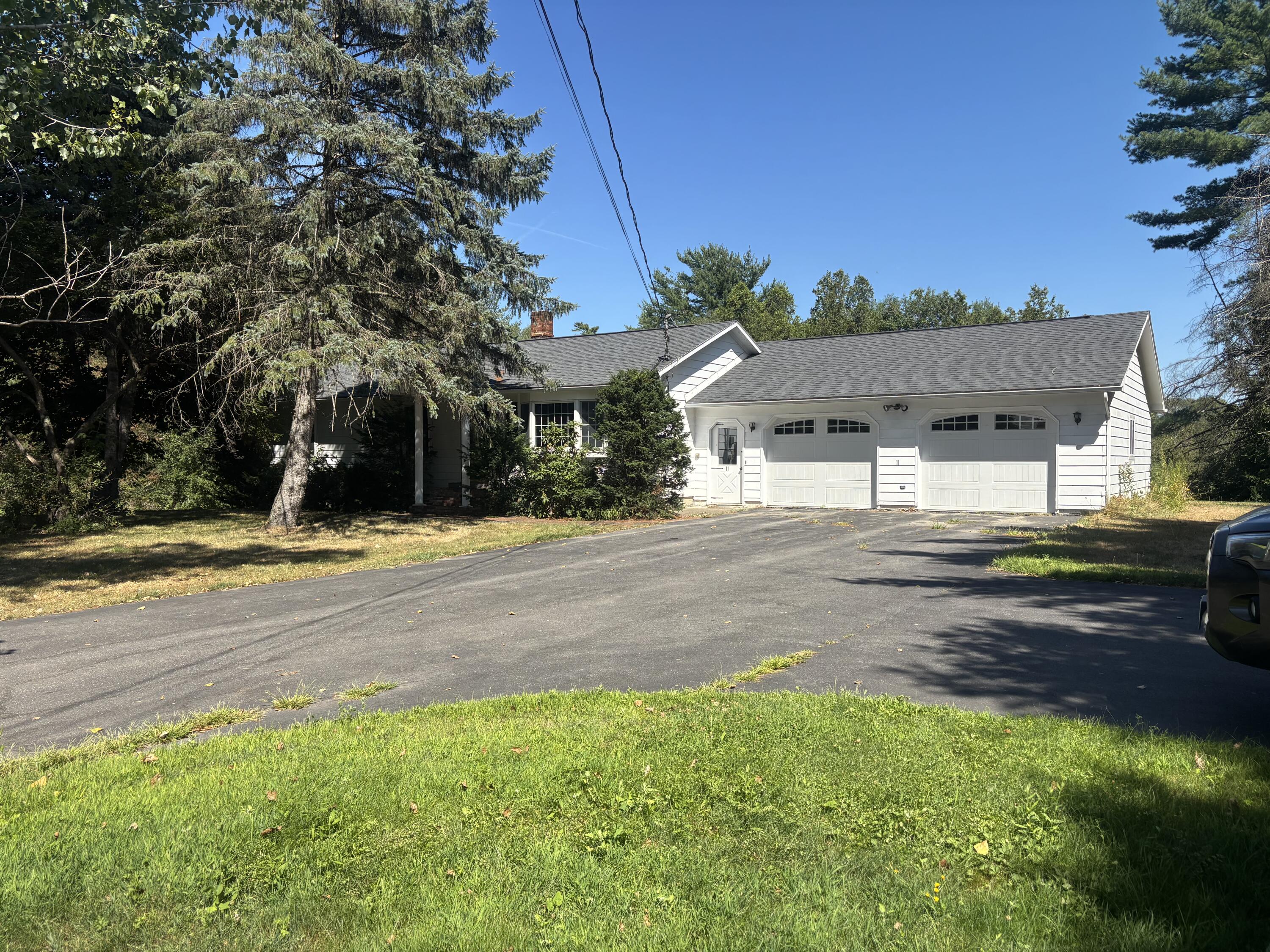 11 Madison Road Norridgewock ME 04957