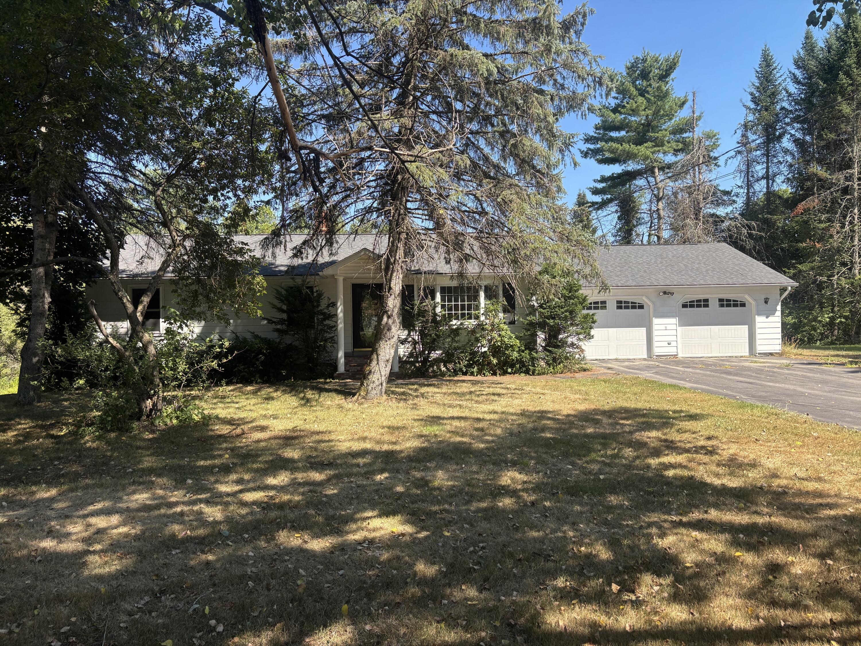 11 Madison Road Norridgewock ME 04957