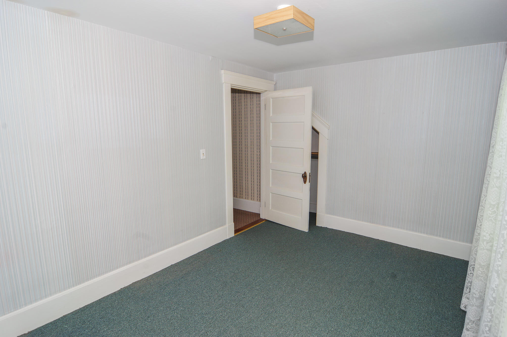 14 School Street Dexter ME 04930