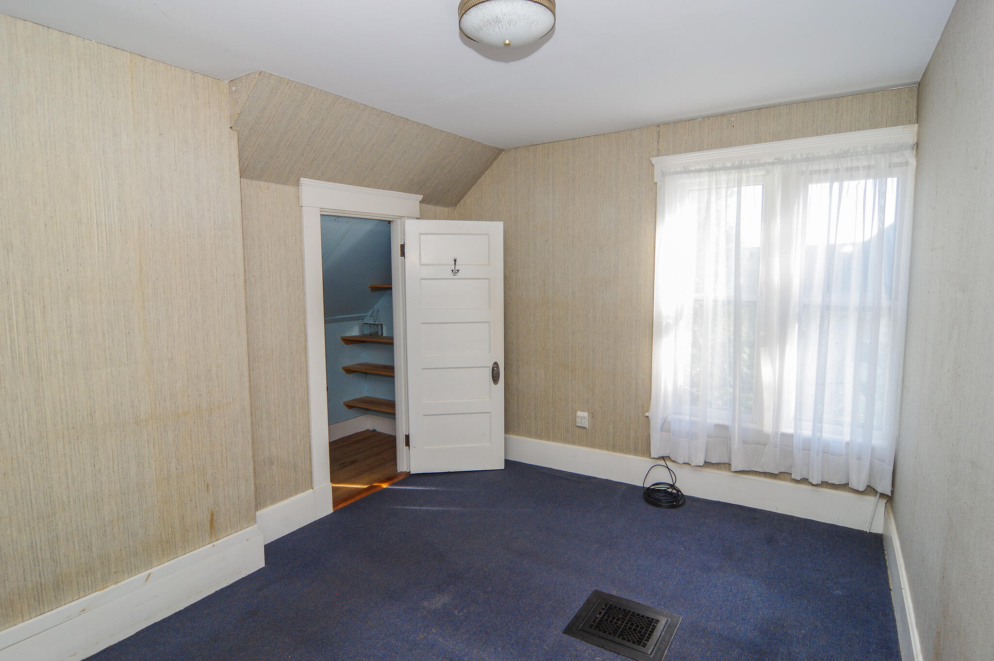 14 School Street Dexter ME 04930