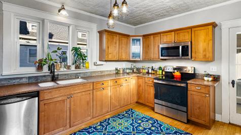 55 Parkview Avenue Bangor ME 04401