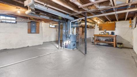 55 Parkview Avenue Bangor ME 04401