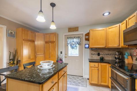 76 Punkintown Road Eliot ME 03903