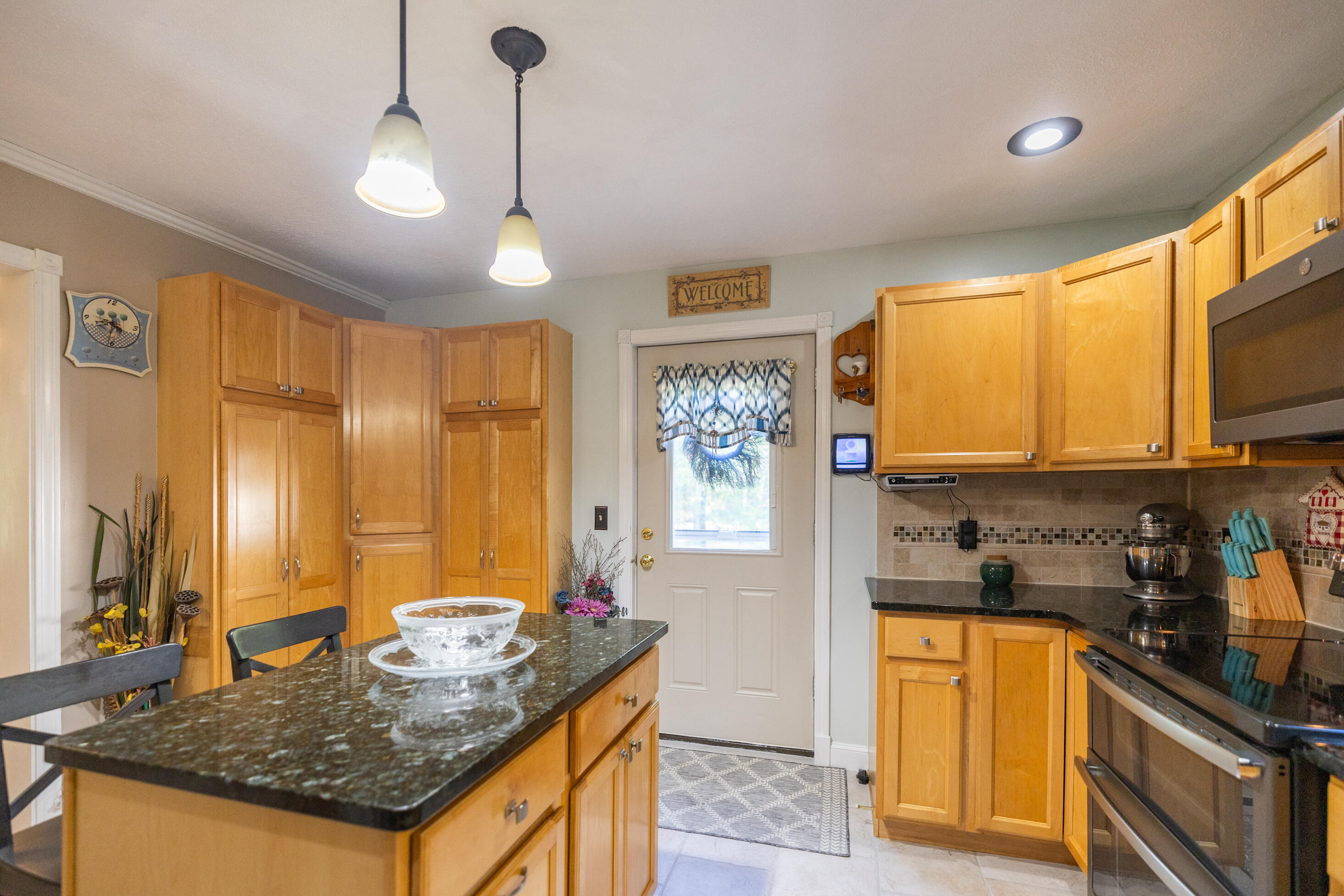 76 Punkintown Road Eliot ME 03903