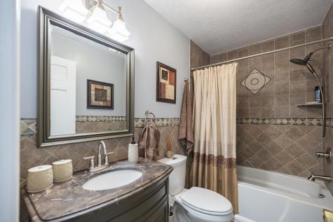 76 Punkintown Road Eliot ME 03903