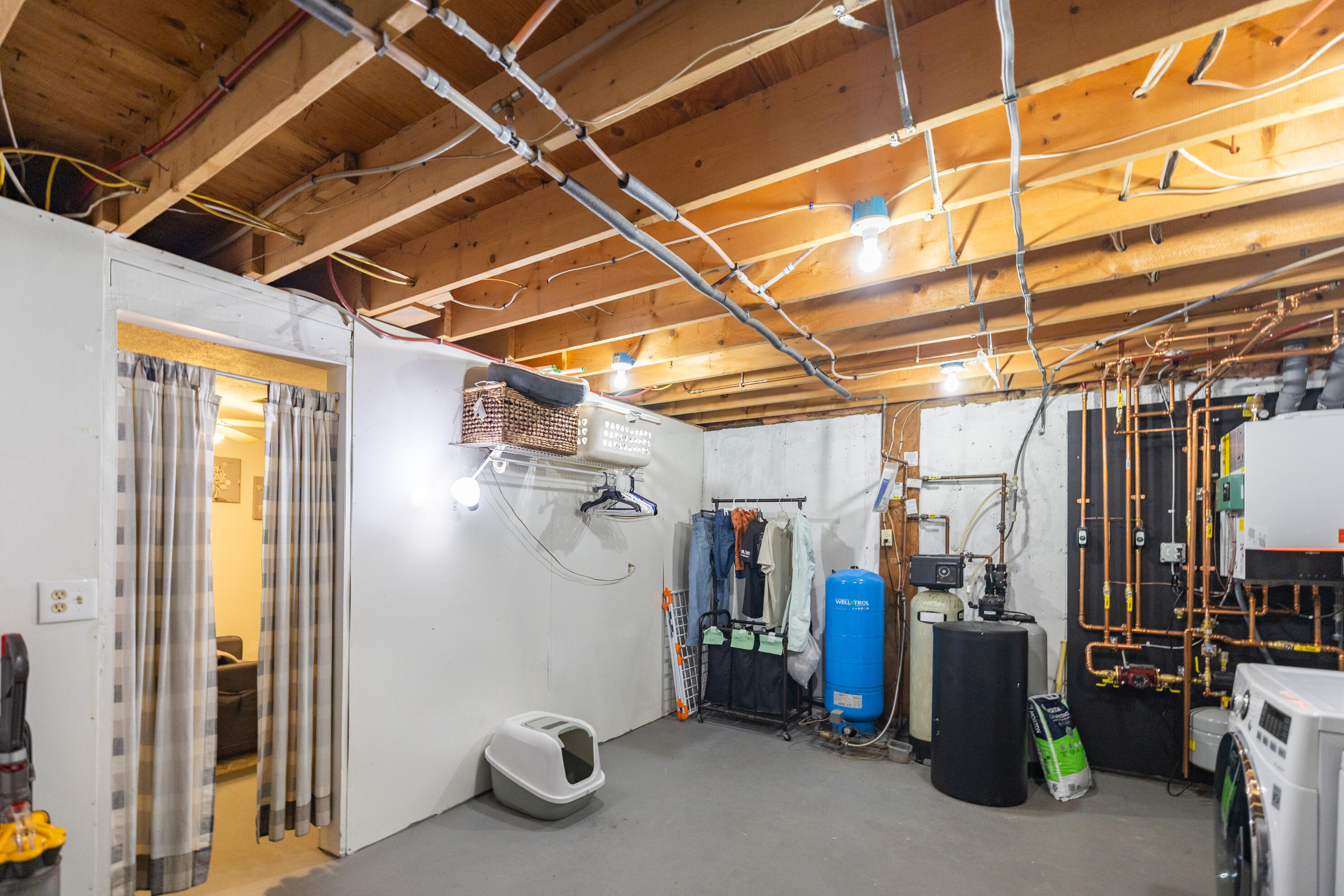 76 Punkintown Road Eliot ME 03903