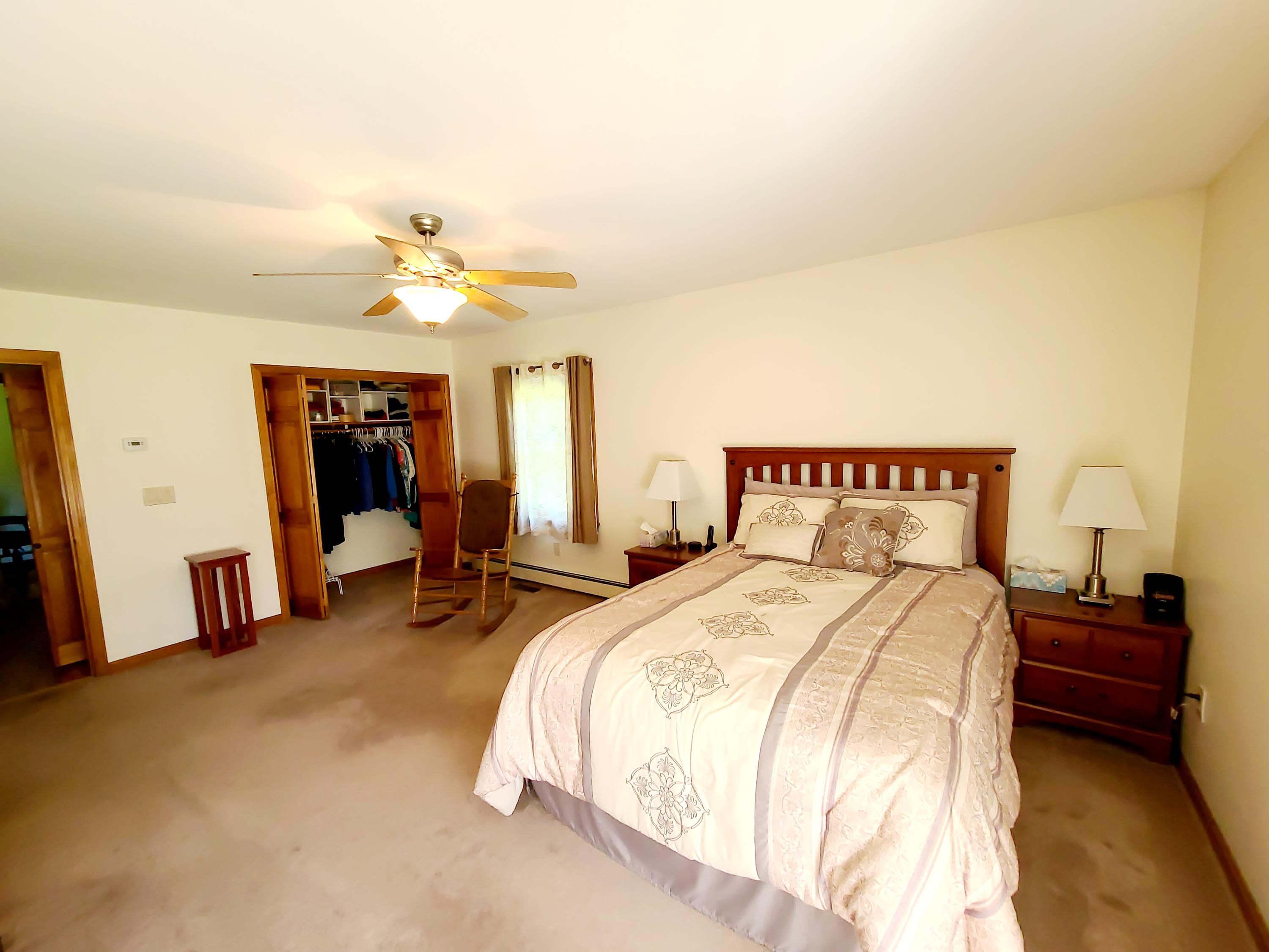 5 Acorn Lane Lewiston ME 04240