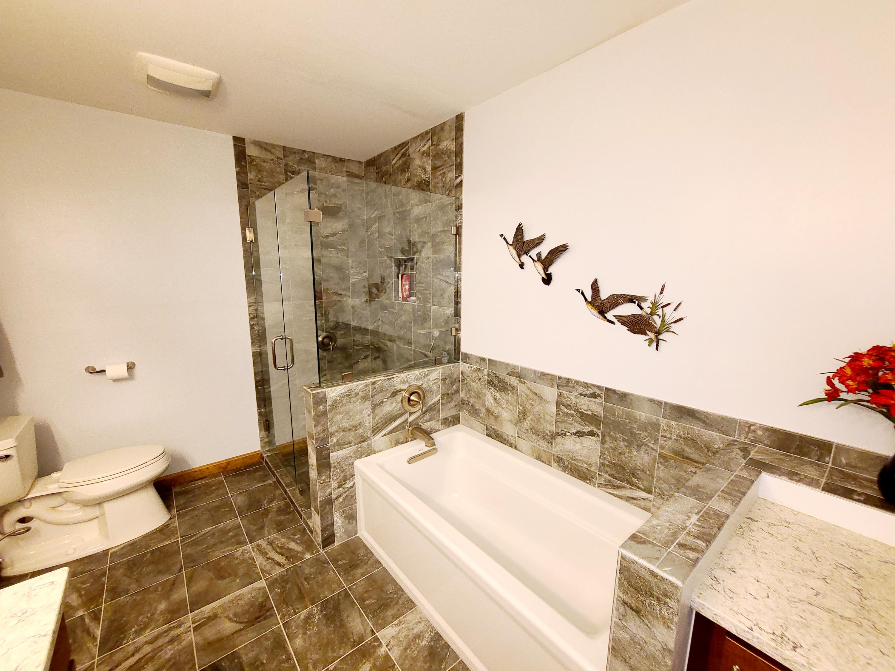 5 Acorn Lane Lewiston ME 04240