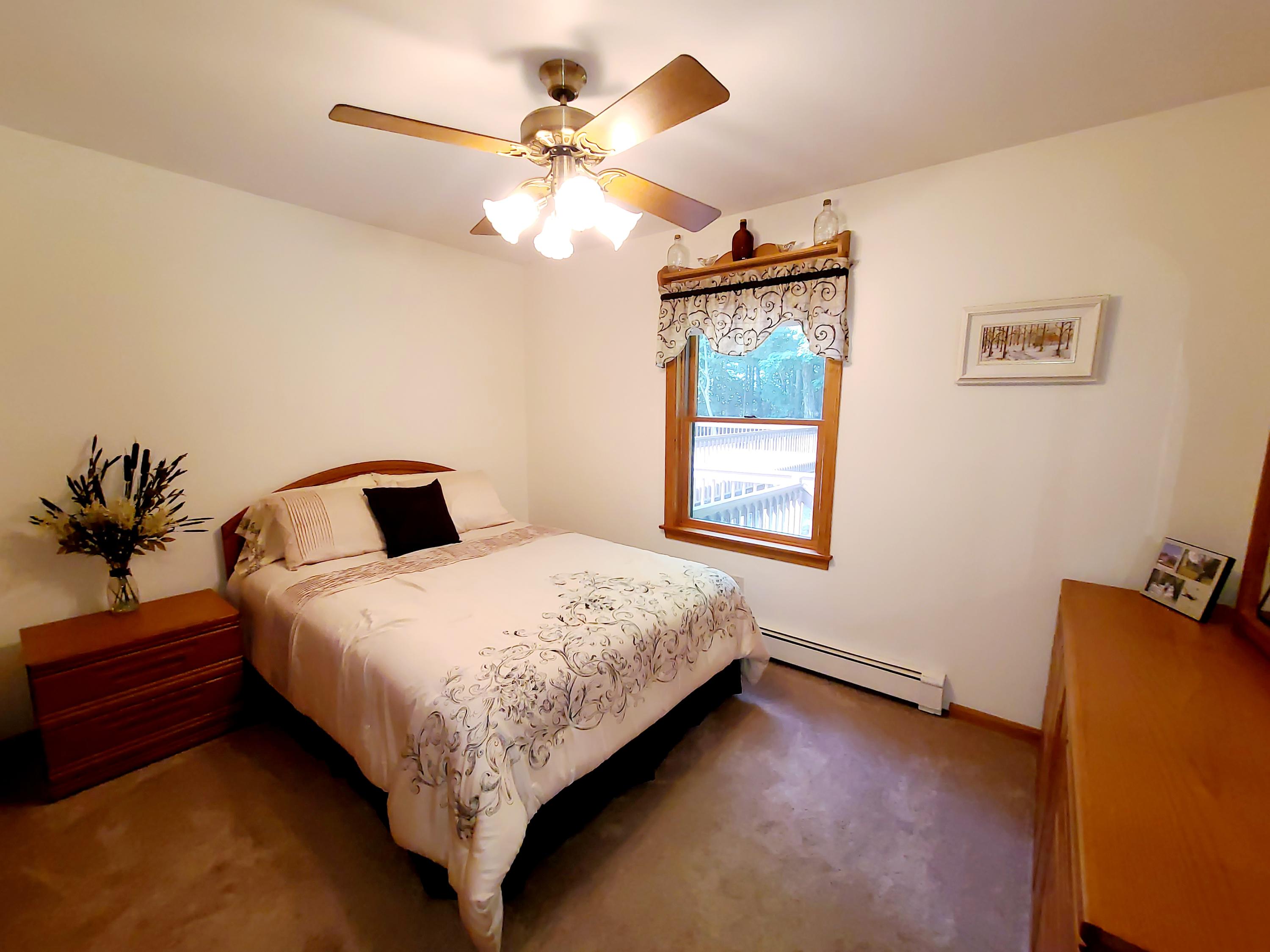 5 Acorn Lane Lewiston ME 04240