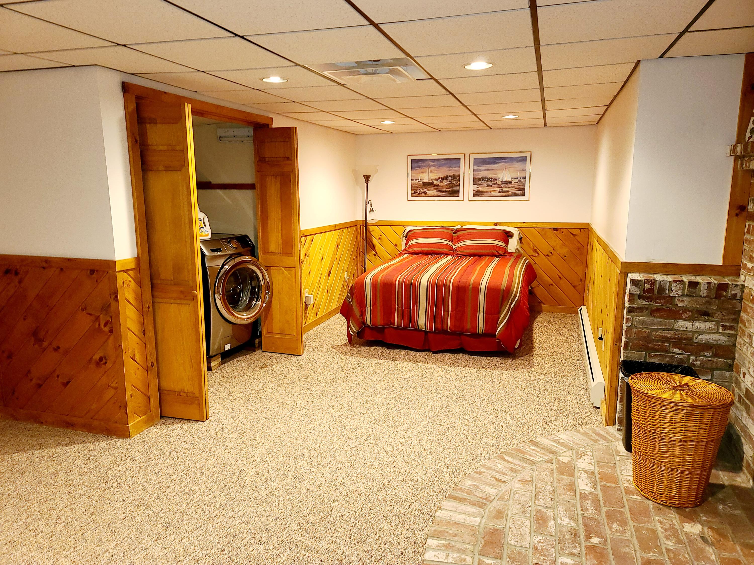 5 Acorn Lane Lewiston ME 04240