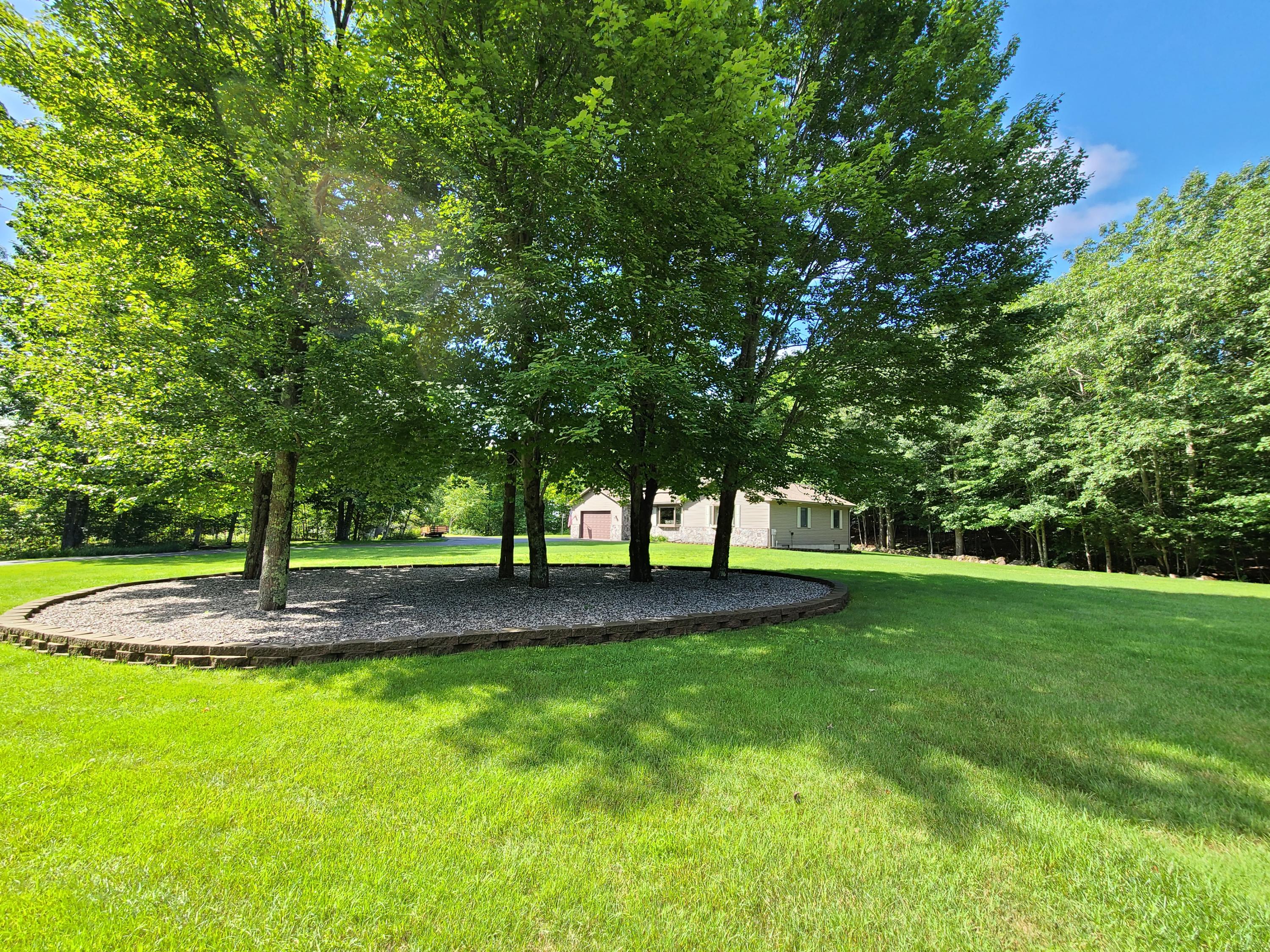 5 Acorn Lane Lewiston ME 04240