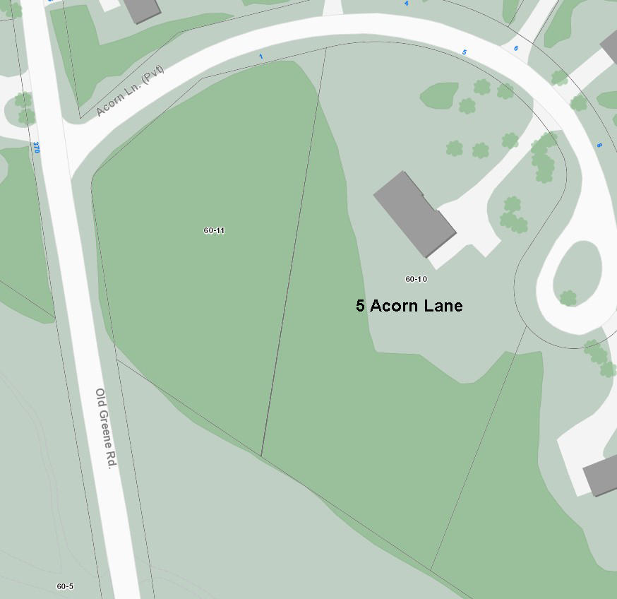 5 Acorn Lane Lewiston ME 04240