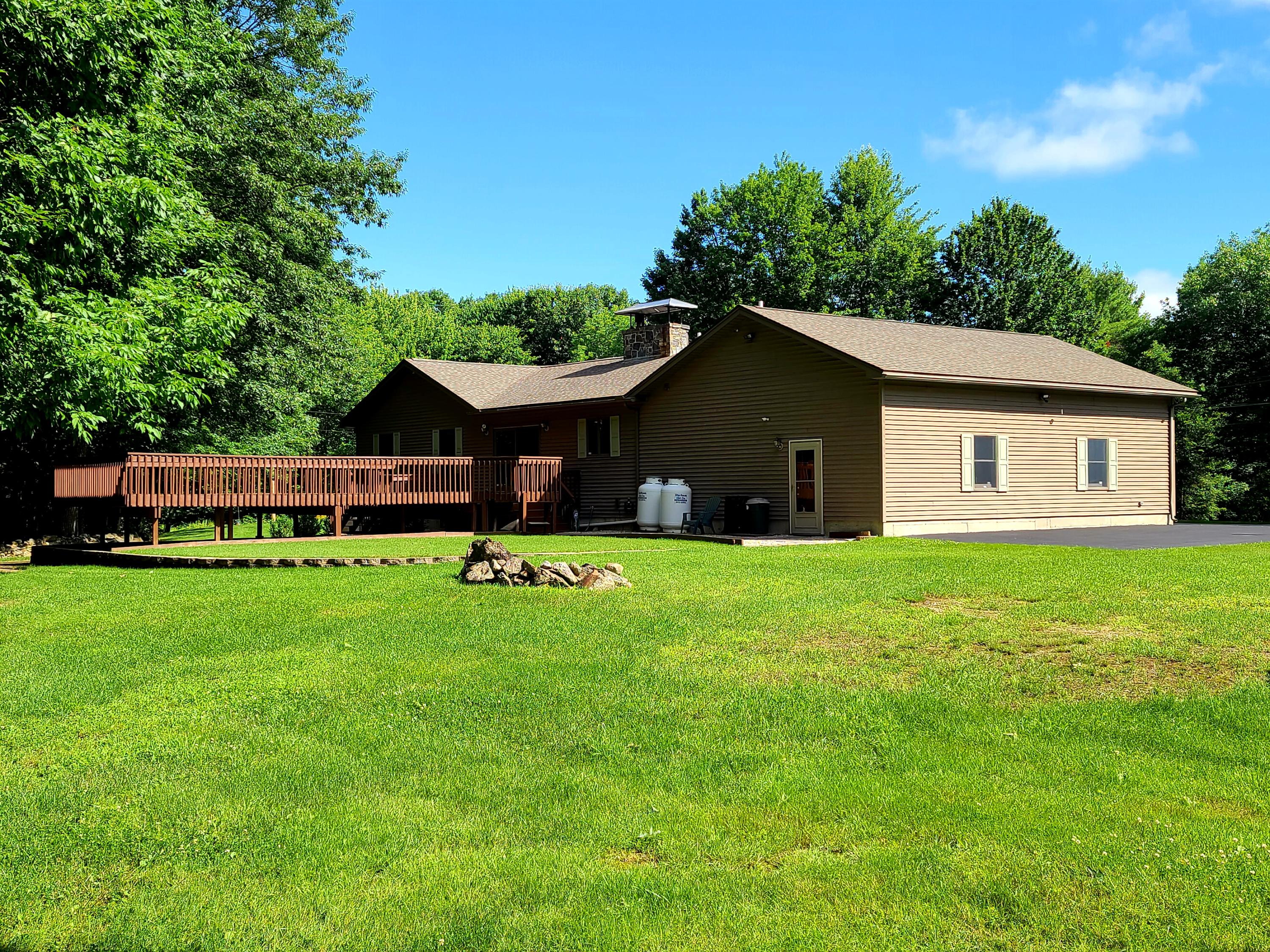 5 Acorn Lane Lewiston ME 04240