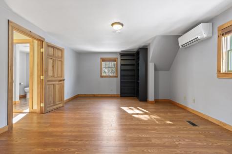 441 Split Rock Road Bristol ME 04539