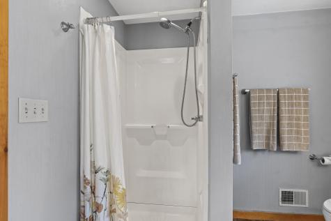 441 Split Rock Road Bristol ME 04539