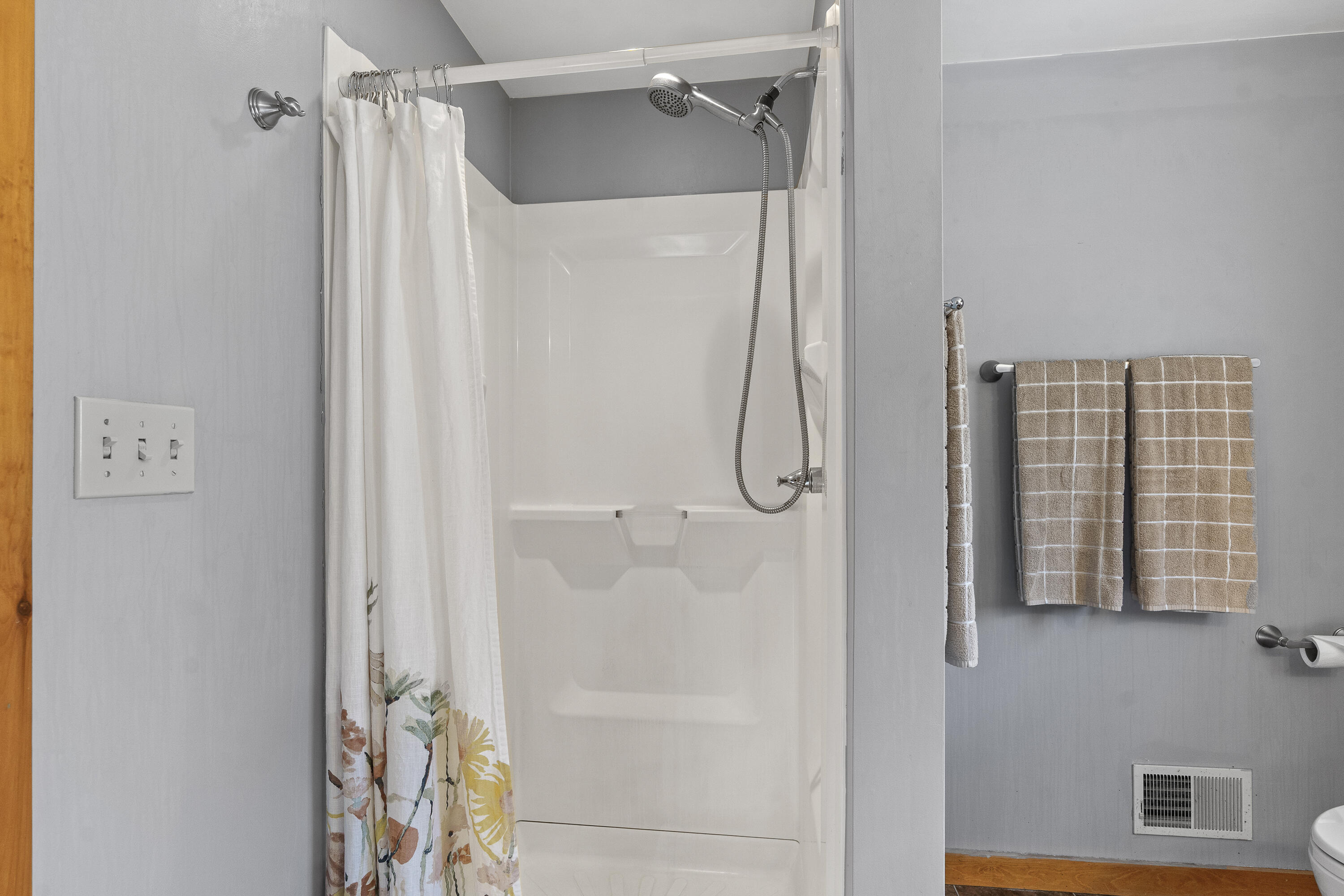 441 Split Rock Road Bristol ME 04539