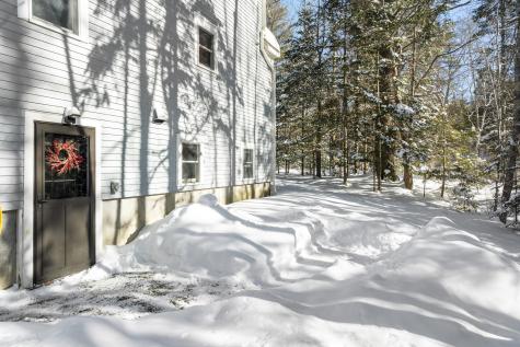 441 Split Rock Road Bristol ME 04539