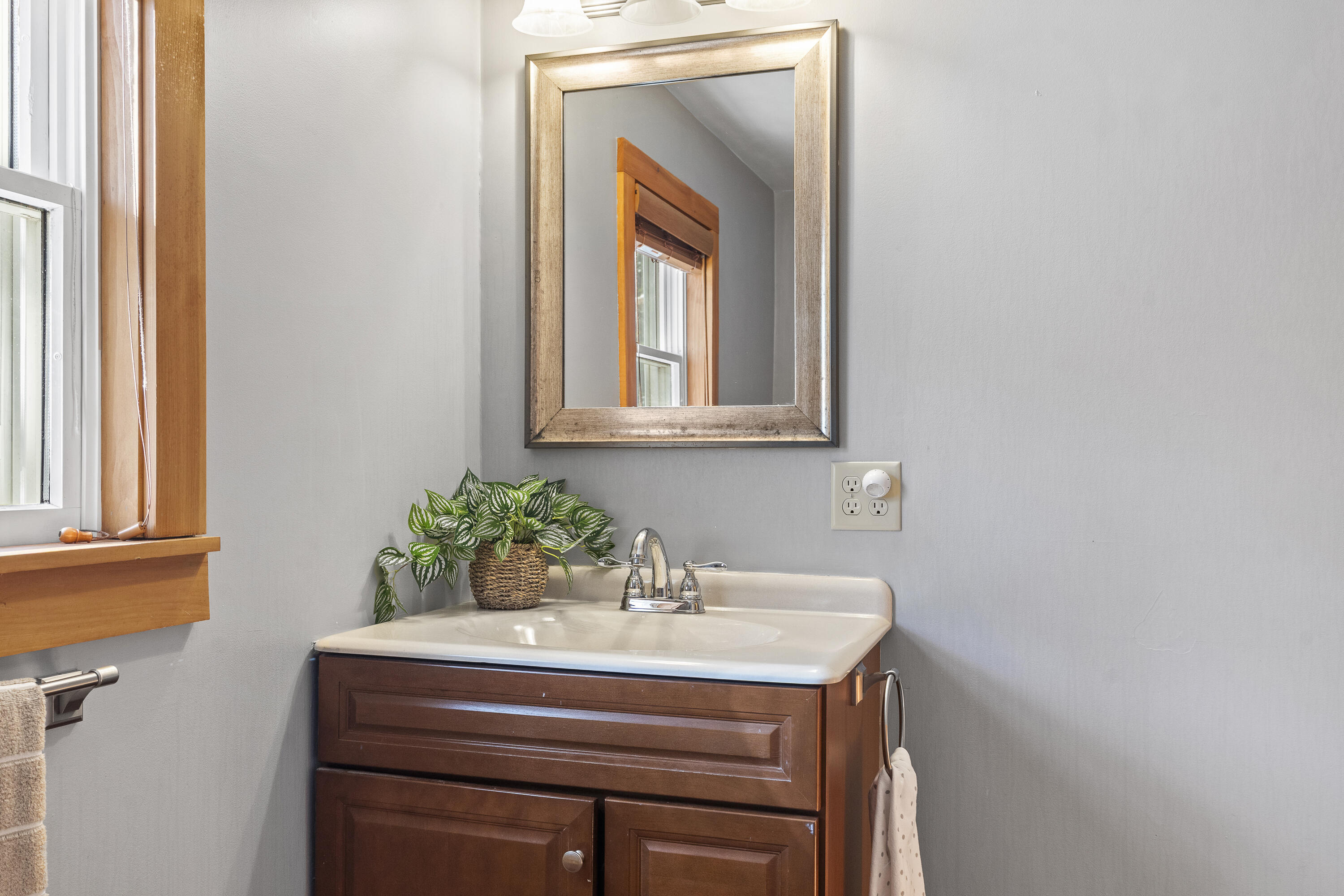 441 Split Rock Road Bristol ME 04539