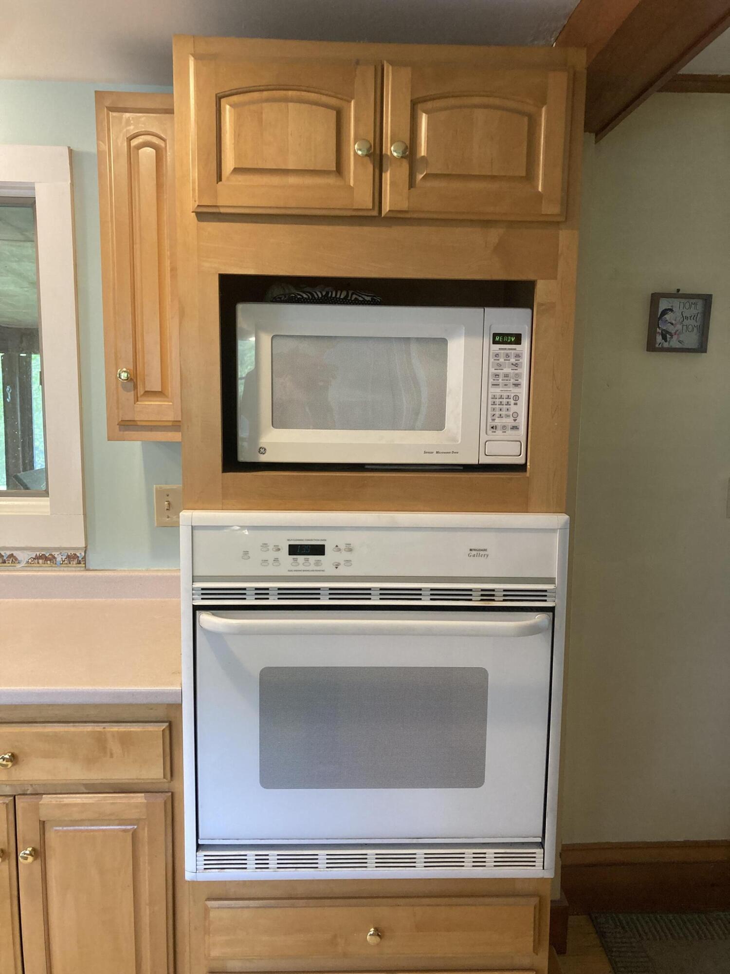 431 Newburgh Road Hermon ME 04401