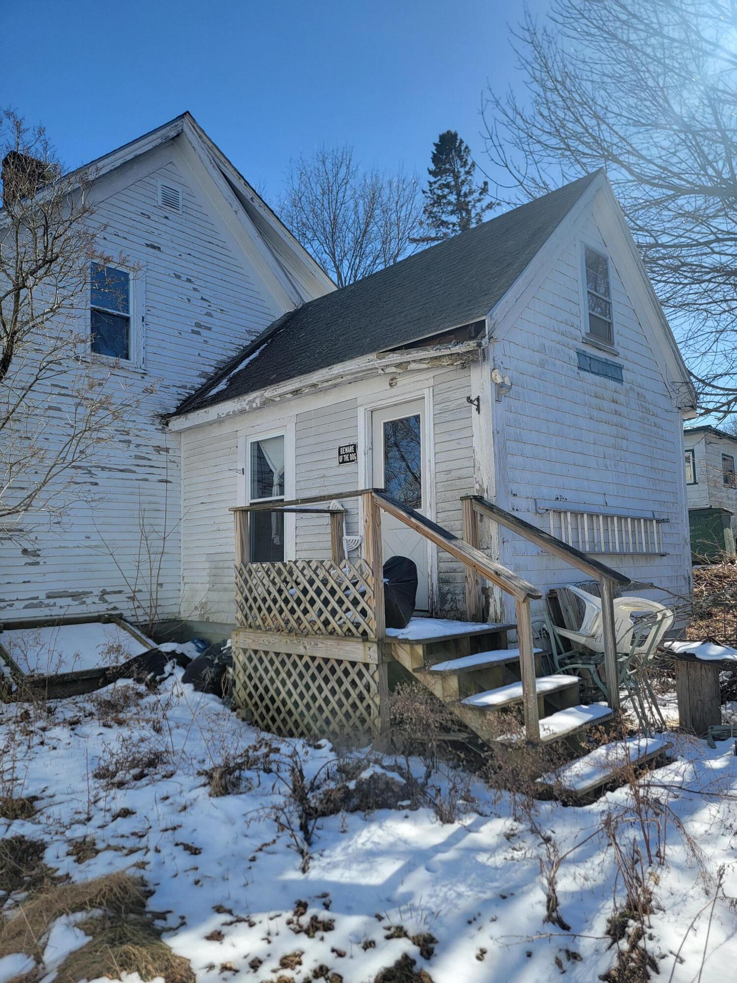 127 Union Street Calais ME 04619