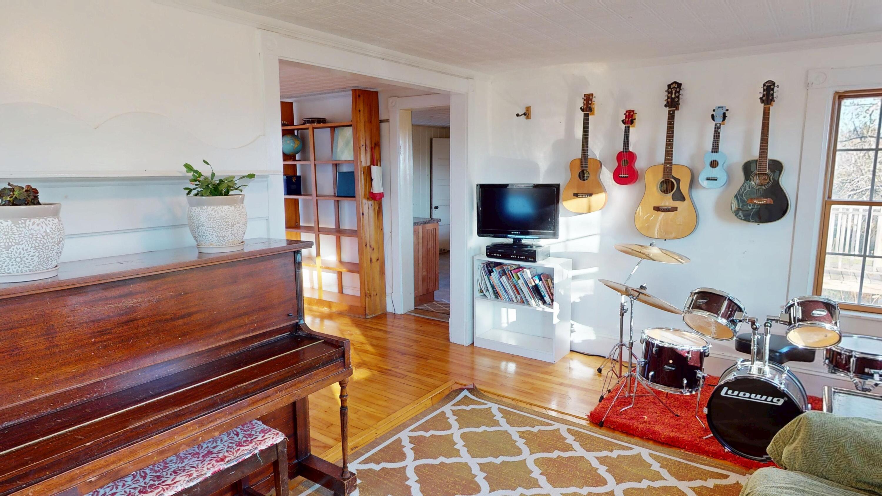 72 Old Us Route 1 Jonesboro ME 04648